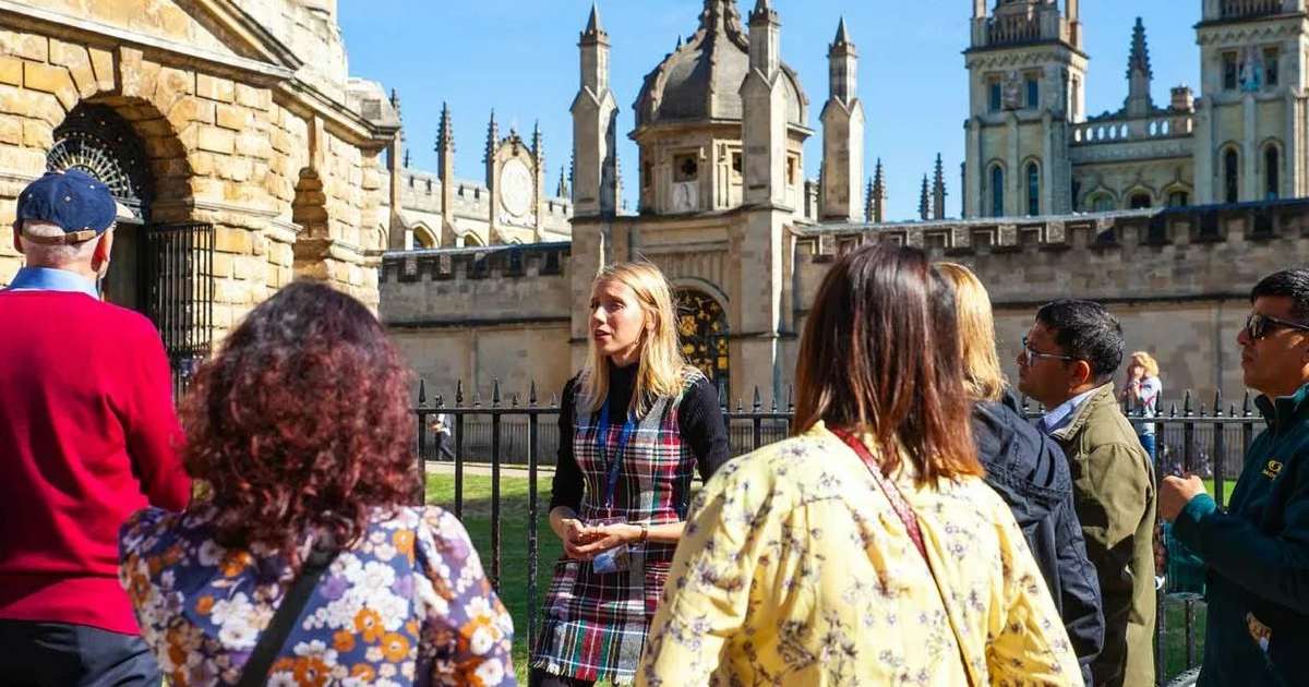 Oxford Free Self-Guided Walking Tour to Plan a Visit at Your Own Pace